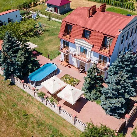 Dom Fedorovyh Hotel Szerhijivka Kültér fotó